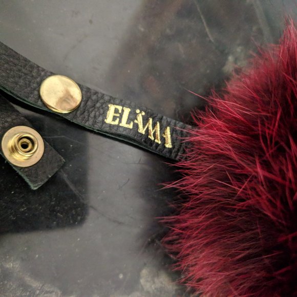 MAISON ELAMA Red Dyed Fox Fur Pompom - Picture 3 of 3